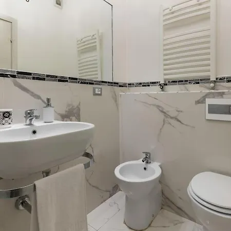 Ai Piedi Di San Luca - Parcheggio + 3 Bagni * Boloňa