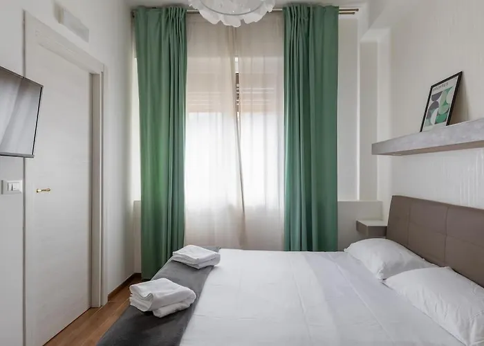 Ai Piedi Di San Luca - Parcheggio + 3 Bagni