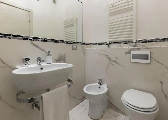 Ai Piedi Di San Luca - Parcheggio + 3 Bagni * Μπολόνια