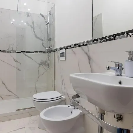 Ai Piedi Di San Luca - Parcheggio + 3 Bagni Lejlighed Bologna